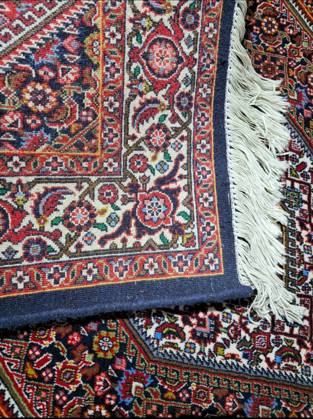 فرش دستباف قالیچه دو ذرع نقشه ماهی بیجار