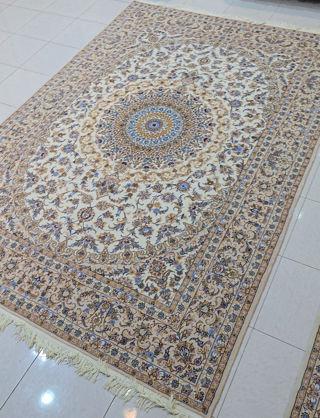 فرش دستباف جفت نه متری کرک نقشه اصفهان بافت نایین